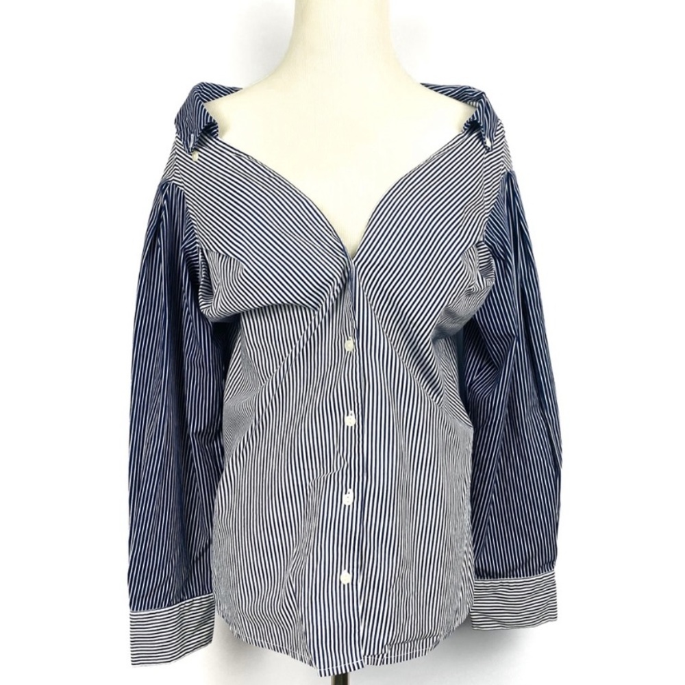 H&M Wide Neck Button up